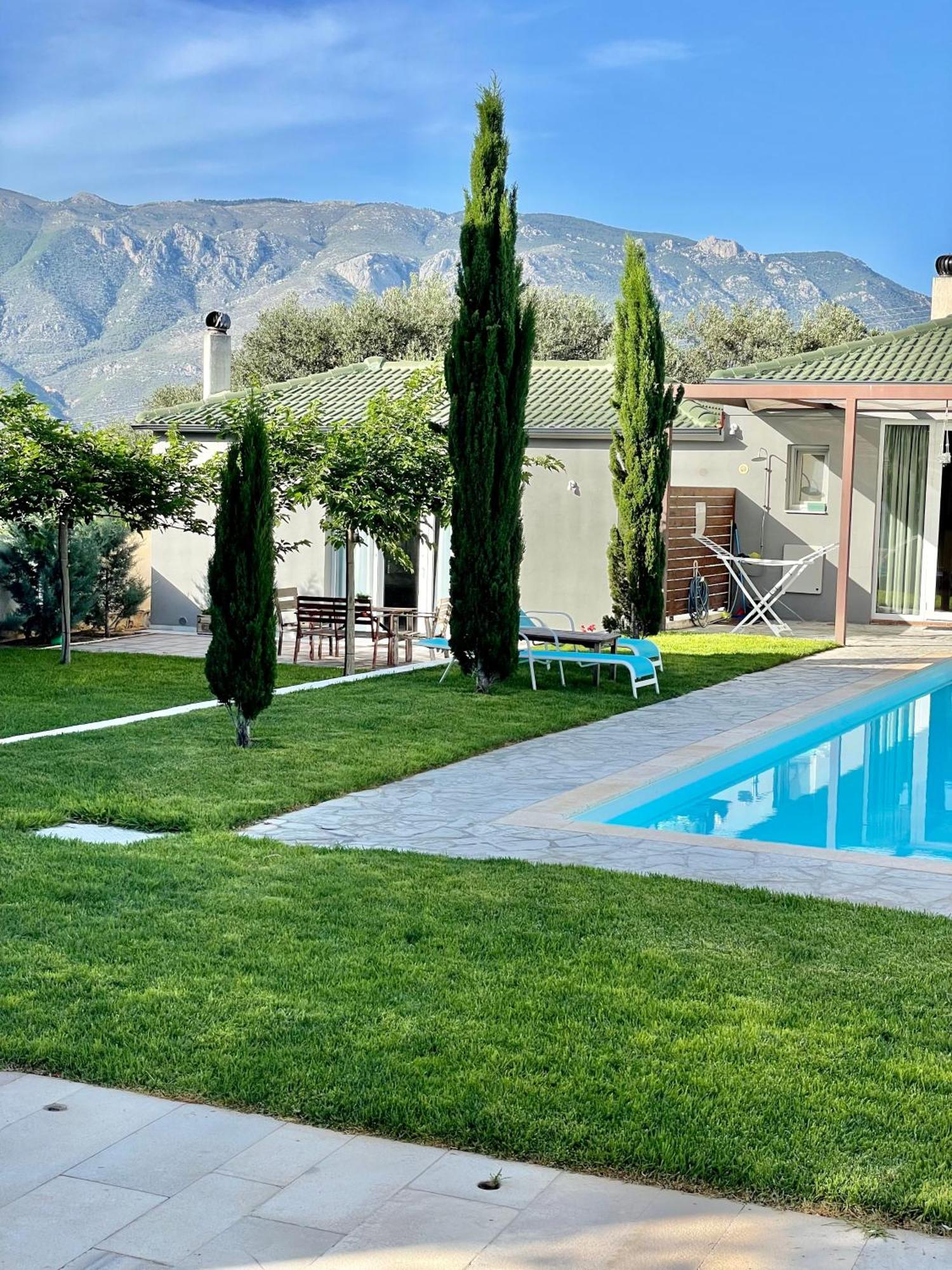 Pool Guesthouse Korinth Exterior foto